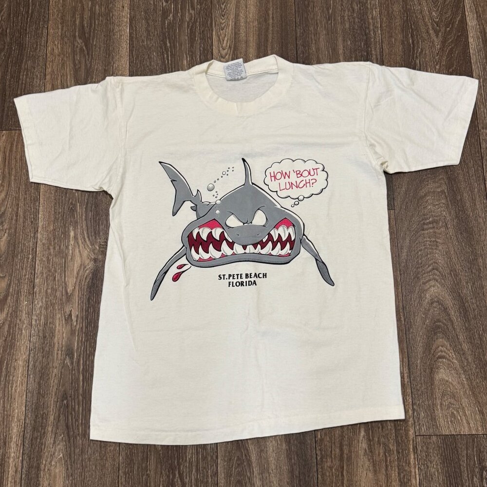 VTG St. Pete Beach Florida Shirt Mens Large White Single Stitch Shark Gildan 90s